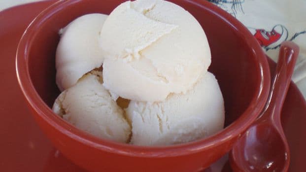 Old Fashion Vanilla Custard Ice cream